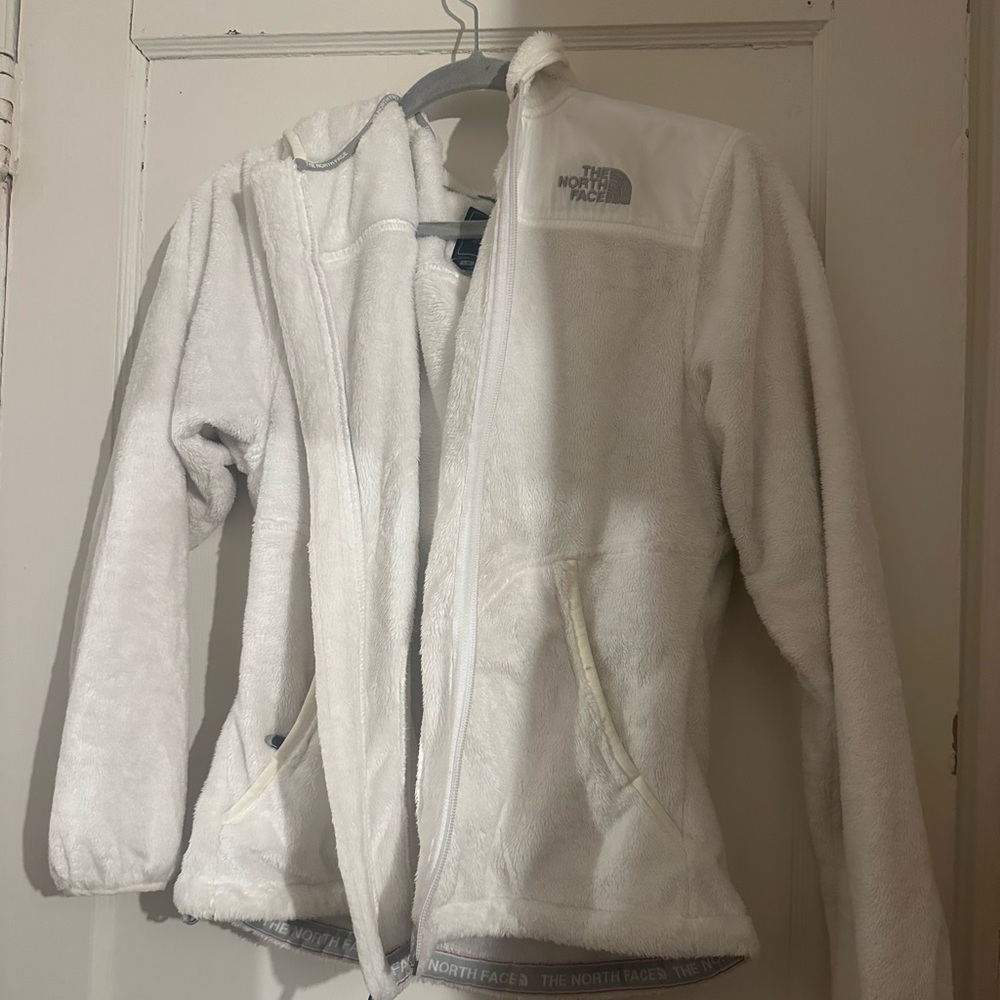 White The north face jacket W/ hood